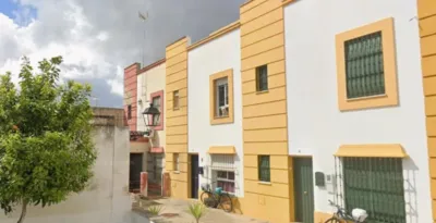 Terraced house on Calle Mercedes Amores photo 7