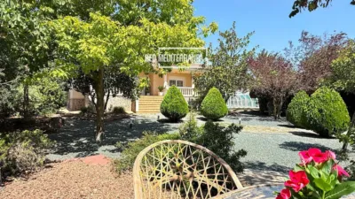 Chalet on Carrer dels Pins photo 5