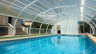 Chalet on Carrer dels Pins photo 6