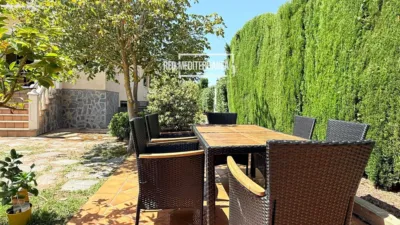 Chalet on Carrer dels Pins photo 7