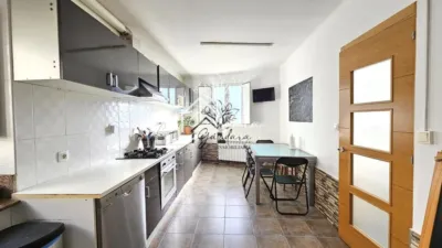 Casa – Narón, Domirón, O Colmeote - Més