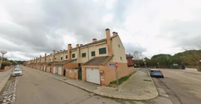 Townhouse on Las Moradas Street photo 6