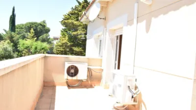 Chalet on Carrer del Doctor Emile Roux photo 47