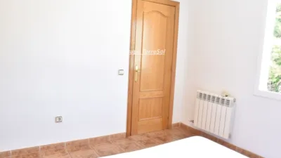 Chalet on Carrer del Doctor Emile Roux photo 58
