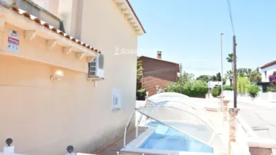 Chalet on Carrer del Doctor Emile Roux photo 61