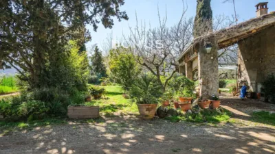 House in Besalú photo 28