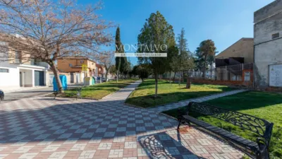 Casa adosada en venta en Calle de Juan Ramón Jiménez, 5, Albolote de 280.000 €