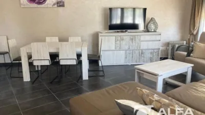 Apartment for sale in Lloret de Mar photo 2