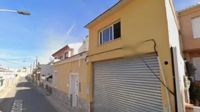 House on Campoamor Street - Los Dolores photo 5