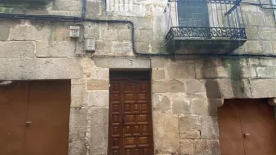 House in Hoyos photo 2