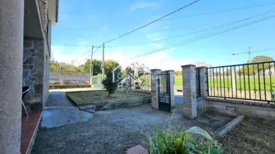 Casa – Ares, Os Potes, O Regueiro - Más