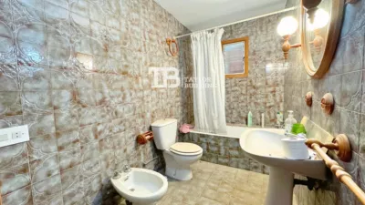 House on D’Esporlas Street photo 11