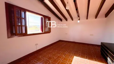 House on D’Esporlas Street photo 21