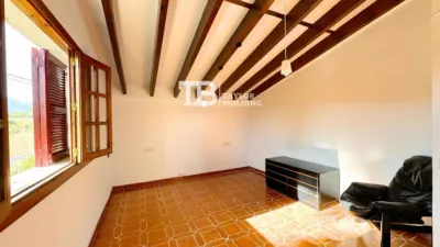 House on D’Esporlas Street photo 22