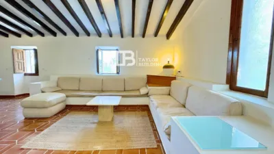 House on D’Esporlas Street photo 29