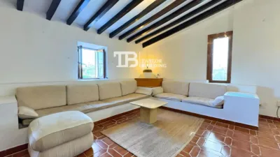 House on D’Esporlas Street photo 30