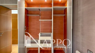 Apartment in La Bonanova photo 11