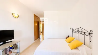 Apartment on Carrer Illa de Rodes photo 21