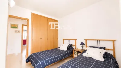 Apartment on Carrer Illa de Rodes photo 14