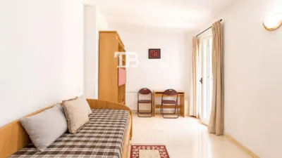 Apartment on Carrer Illa de Rodes photo 12