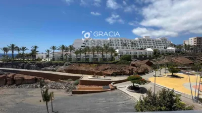 Piso en venta en Avenida Adeje 300, Callao Salvaje-Playa Paraíso-Armeñime (Adeje) de 209.000 €