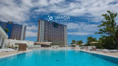 Piso en venta en Avenida Adeje 300, Callao Salvaje-Playa Paraíso-Armeñime (Adeje) de 209.000 €