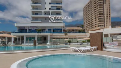 Piso en venta en Avenida Adeje 300, Callao Salvaje-Playa Paraíso-Armeñime (Adeje) de 209.000 €
