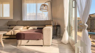 Top floor apartment in Sant Martí photo 2