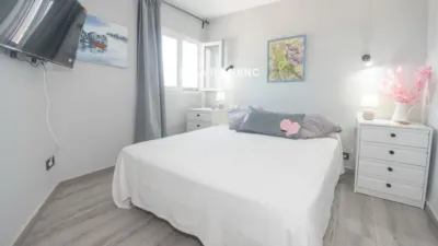 Apartment on Avinguda de Palfuriana photo 8