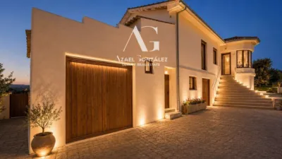 House on Calle Viveda-La Serna photo 4
