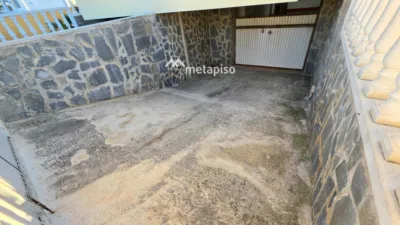 Semi-detached house on Carrer de les Palmeres photo 39