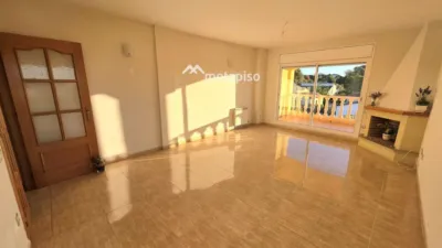 Semi-detached house on Carrer de les Palmeres photo 8