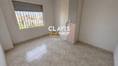 Apartment in Nou Barris photo 4