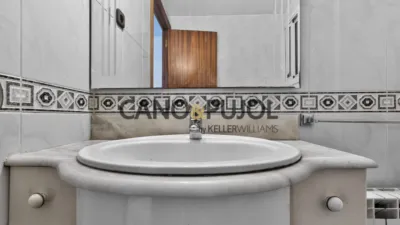 Apartment in Palau-solità i Plegamans photo 30