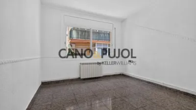 Apartment in Palau-solità i Plegamans photo 32