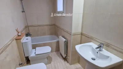 Top-floor apartment on Carrer de la Closa Nova photo 15