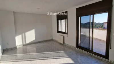 Top-floor apartment on Carrer de la Closa Nova photo 26