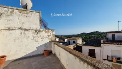 Top-floor apartment on Carrer de la Closa Nova photo 20