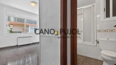 Apartment in Palau-solità i Plegamans photo 28