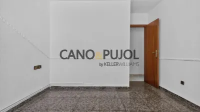Apartment in Palau-solità i Plegamans photo 33