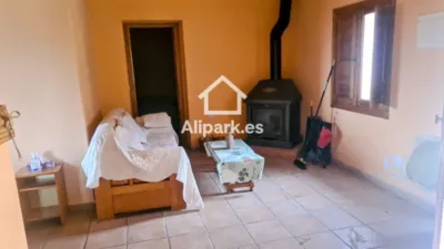 Chalet en venta en Biar - Más