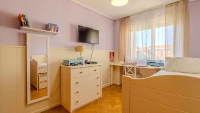 Apartment in 19005 photo 32