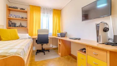 Apartment in 19005 photo 36