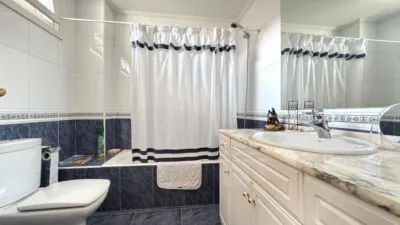Casa adosada en venta en Villa Con Piscina, Lasarte (Lasarte-Oria) de 780.000 €
