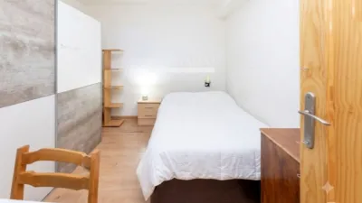 Apartment at Calle Maestro Vives, 6 photo 10