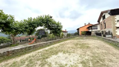 House on Calle Caviedes - Vallines, No. 18 photo 17