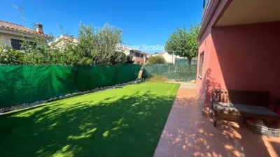 Terraced house on Carrer del Bruc photo 4