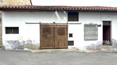 House on Calle Caviedes - Vallines, No. 18 photo 2
