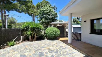 Chalet in La Sentiu-Bruguers photo 5