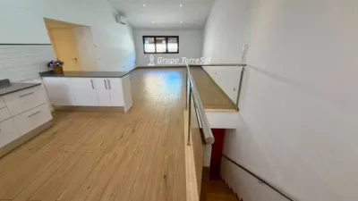 Apartment on Carrer de Montserrat photo 8